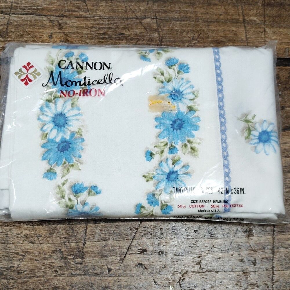 Vintage Cannon Monticello No-Iron White Blue Floral TWO Pillowcases NEW USA
